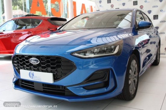 Ford Focus FOCUS 1.0 MHEV  ST- LINE 5P de 2023 con 49 Km por 25.900 EUR. en Pontevedra