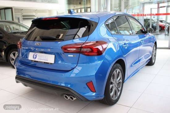 Ford Focus FOCUS 1.0 MHEV  ST- LINE 5P de 2023 con 49 Km por 25.900 EUR. en Pontevedra