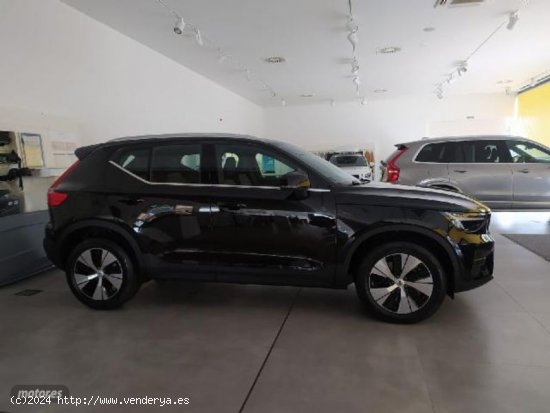 Volvo XC40 RECHARGE T4 PLUS BRIGHT de 2023 con 19 Km por 43.900 EUR. en Cadiz