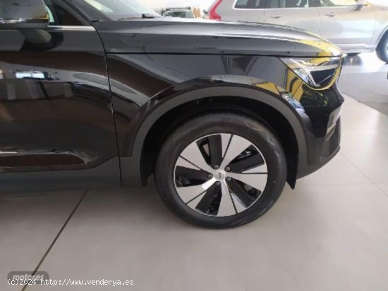 Volvo XC40 RECHARGE T4 PLUS BRIGHT de 2023 con 19 Km por 43.900 EUR. en Cadiz