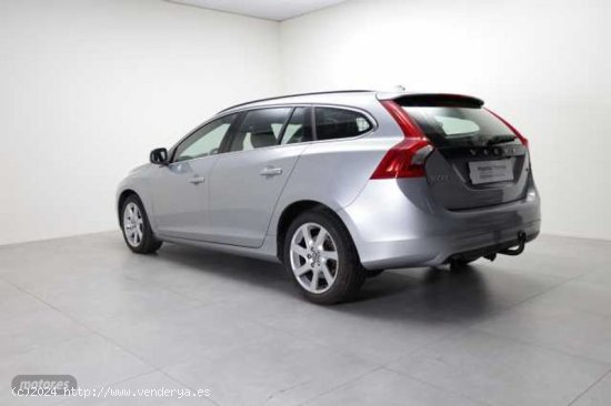 Volvo V 60 1.6 D2 Basico Auto de 2014 con 178.766 Km por 11.500 EUR. en Valencia