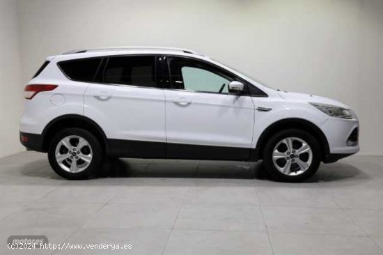 Ford Kuga 2.0 TDCi 150 4x2 Trend de 2014 con 126.779 Km por 13.500 EUR. en Valencia