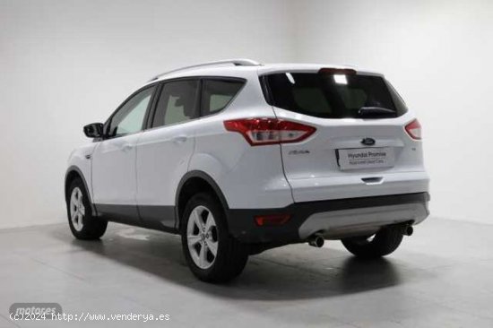 Ford Kuga 2.0 TDCi 150 4x2 Trend de 2014 con 126.779 Km por 13.500 EUR. en Valencia