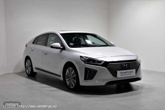 Hyundai Ioniq 1.6 GDI HEV Tecno DCT de 2017 con 75.100 Km por 17.990 EUR. en Valencia