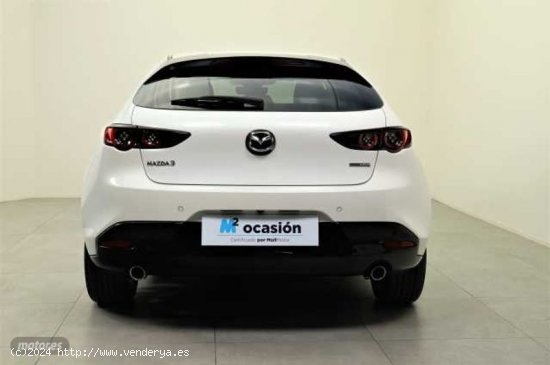 Mazda Mazda3 2.0 SKYACTIV-G 88KW ZENITH+NAVEGADOR de 2019 con 47.000 Km por 20.990 EUR. en Valencia