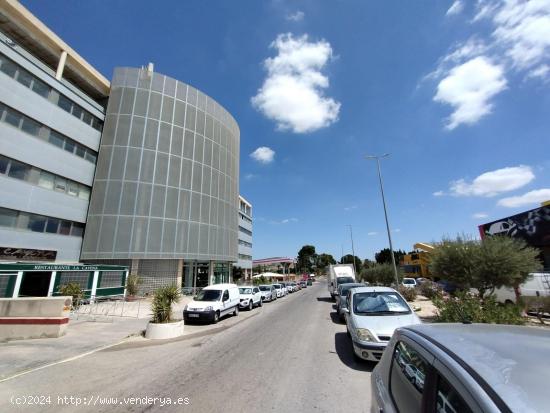 Oportunidad de adquirir esta plaza de garaje en el Pol. Ind. Los Torraos - MURCIA