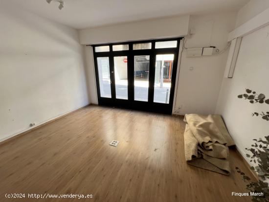 Local Comercial de 45m2 - BARCELONA