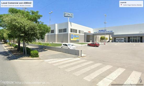 LOCAL EN ALQUILER CON 4.380m2 EN ALBOLOTE - GRANADA