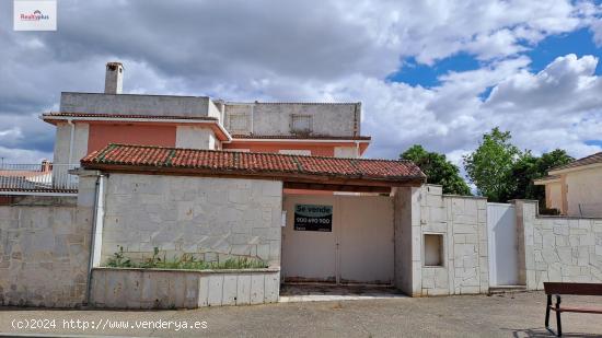 101- Lote Dos casas y local para restaurante en Fresno de la Fuente (Segovia) - SEGOVIA