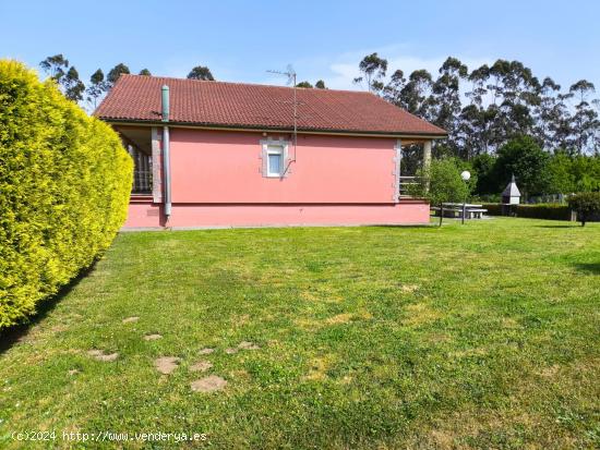 Chalet con terreno - A CORUÑA