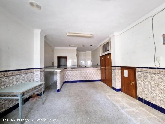  VENTA LOCAL COMERCIAL. ZONA AYUNTAMIENTO - CADIZ 