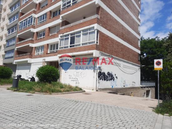 Garaje en venta en Calle da Estrada, Coia, Centro urbano, Vigo - PONTEVEDRA