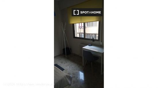 Piso de 5 habitaciones en Sant Francesc - VALENCIA