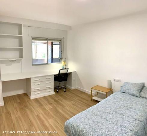  Habitación en piso compartido en Cartagena - MURCIA 