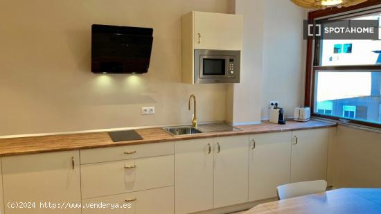 Apartamento entero de 1 dormitorio en València - VALENCIA