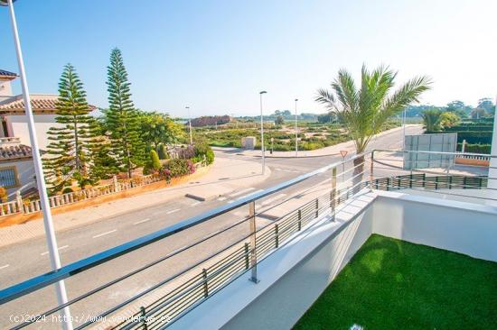 2 ÚLTIMAS VILLAS EN LA MARINA , ALICANTE COSTA BLANCA - ALICANTE