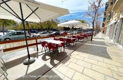 Ubicación privilegiada, local en esquina con licencia. - ALICANTE