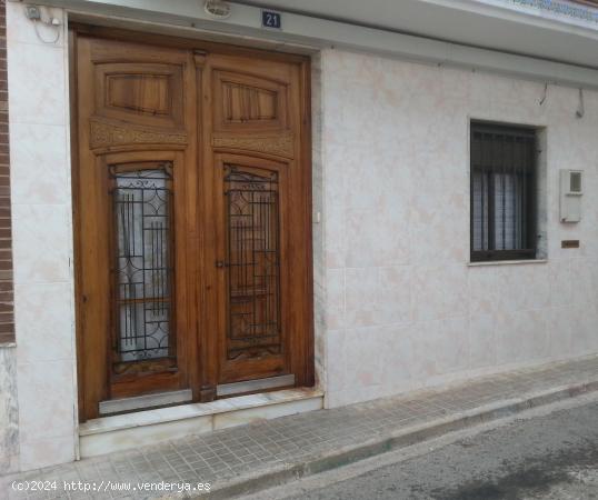  CASA EN EXCLUSIVA  EN MONTROY - VALENCIA 