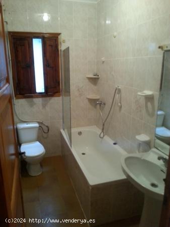 CASA EN EXCLUSIVA  EN MONTROY - VALENCIA