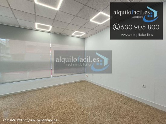 SE ALQUILA LOCAL EN C/ANGEL DE 200 METROS POR 800€