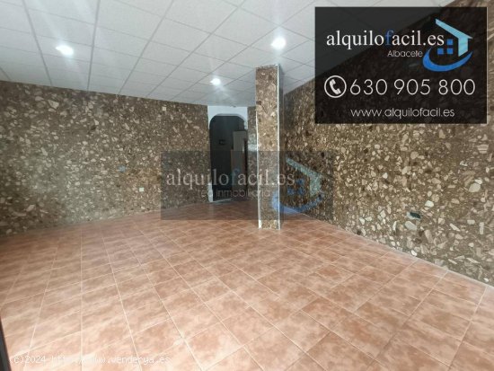 SE ALQUILA LOCAL / ROSARIO / 70 METROS/ 400 €