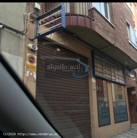 SE VENDE LOCAL EN PEDRO COCA DE 240 METROS POR 140000€