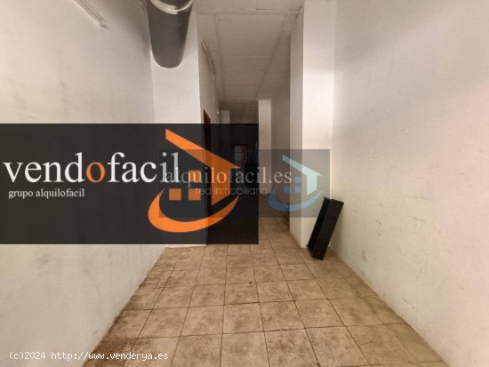 SE VENDE LOCAL EN ZONA PARQUE LINEAL DE 248 METROS POR 230000€