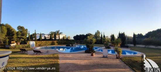 Apartamento en Urb. de Altea la Vella con Piscina comunitaria y parking.