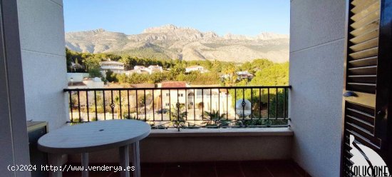 Apartamento en Urb. de Altea la Vella con Piscina comunitaria y parking.