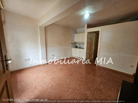 LOCAL PARA COMBERTIR EN APARTAMENTO A A50 METROS DE LA PLAYA