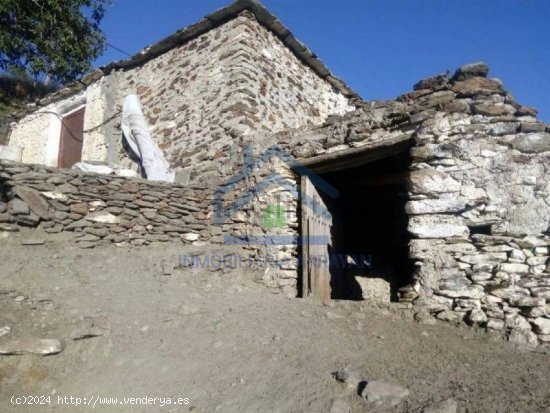 CORTIJO A LA VENTA EN CAPILEIRA