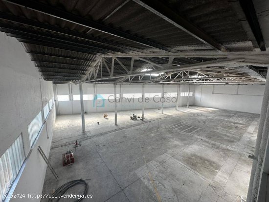 NAVE DE 1000M2 EN ALQUILER - BARBERÀ DEL VALLÈS