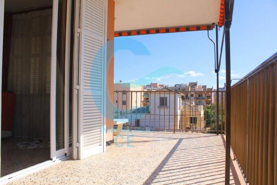 Se vende amplio ático en Can Pastilla-Cala Estancia con vistas al mar