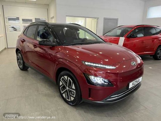 Hyundai Kona Electric Tecno 2C 150kW de 2024 con 13.000 Km por 32.900 EUR. en Cuenca