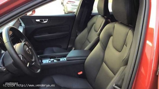 Volvo XC 60 XC60 Core, B4 Semihibrido, Diesel de 2023 con 17.758 Km por 45.400 EUR. en Salamanca