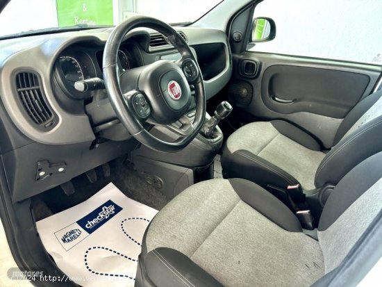 Fiat Panda 1.2 lounge 69cv de 2019 con 20.556 Km por 8.990 EUR. en Sevilla