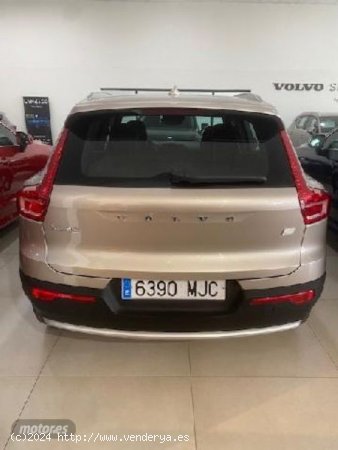 Volvo XC40 1.5 T4 RECHARGE CORE DCT 5P de 2023 con 27.954 Km por 39.500 EUR. en Alicante