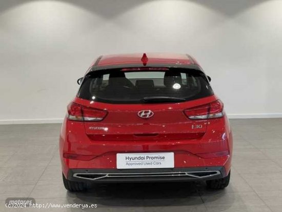 Hyundai i30 1.5 DPI Klass SLX 110 de 2023 con 15.527 Km por 19.500 EUR. en Alicante