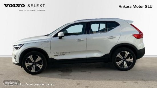 Volvo XC40 Recharge Core, T4 plug-in hybrid,Electrico/Gasolina, Bright de 2023 con 10.286 Km por 45.