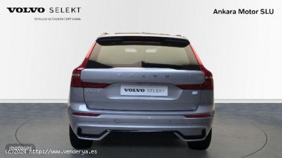 Volvo XC 60 Recharge Plus, T6 plug-in hybrid eAWD, El?ctrico/Gasolina, Dark de 2023 con 10 Km por 62