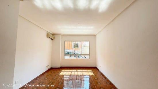 Piso en venta en Calle Oriol, Bajo, 03300, Orihuela - ALICANTE