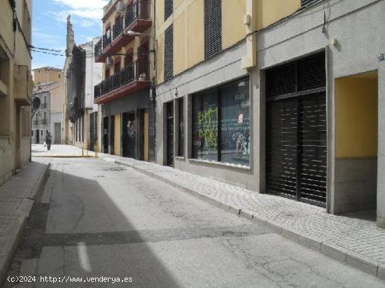 Local comercial en venta en Villena - ALICANTE