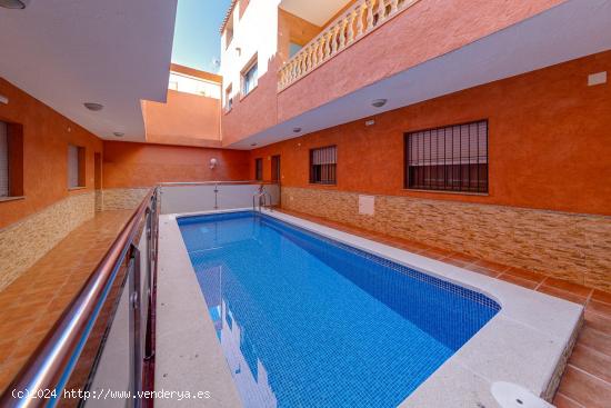 ÁTICO CON PISCINA Y SOLARIUM JUNTO A RODA GOLF - MURCIA