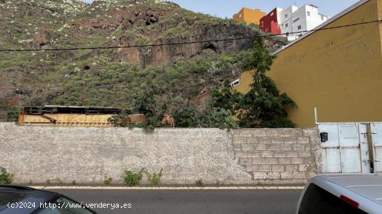 TERRENO URBANO CONSOLIDADO EN MARIA JIMENEZ - SANTA CRUZ DE TENERIFE