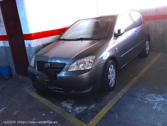 PLAZA DE PARKING PARA COCHE MEDIANO - BARCELONA