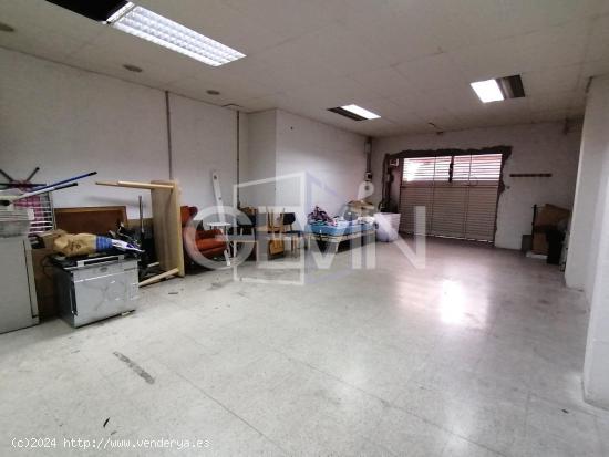  Local comercial en venta en Santa Perpetua de Mogoda - BARCELONA 