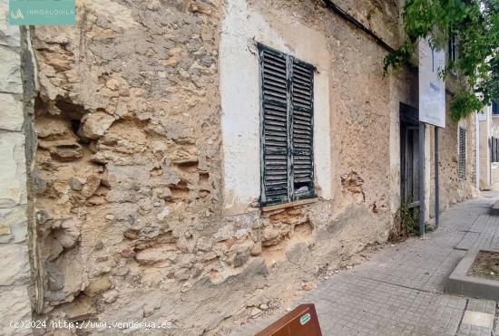 CASA  EN CONSELL CON GRAN ZONA EXTERIOR - BALEARES