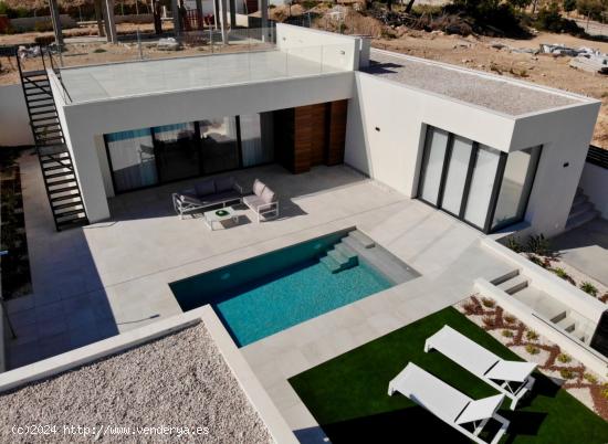 VILLAS DE OBRA NUEVA EN POLOP CON VISTAS AL MAR!!! - ALICANTE