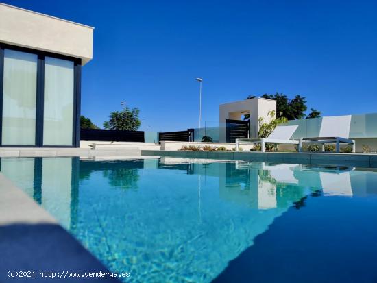 VILLAS DE OBRA NUEVA EN POLOP CON VISTAS AL MAR!!! - ALICANTE