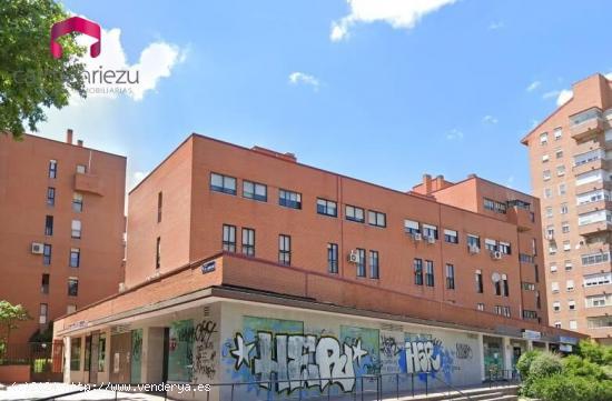 AMPLIO LOCAL EN VENTA ZONA VINATEROS - MADRID